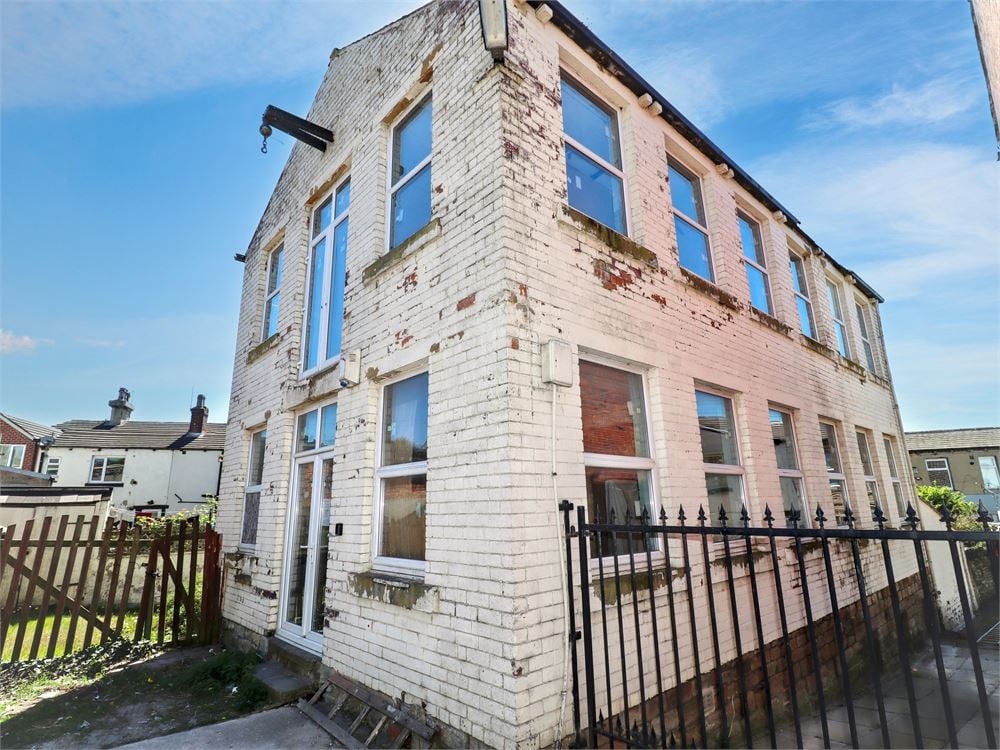 47A Batley Road West Yorkshire WF16 9NB